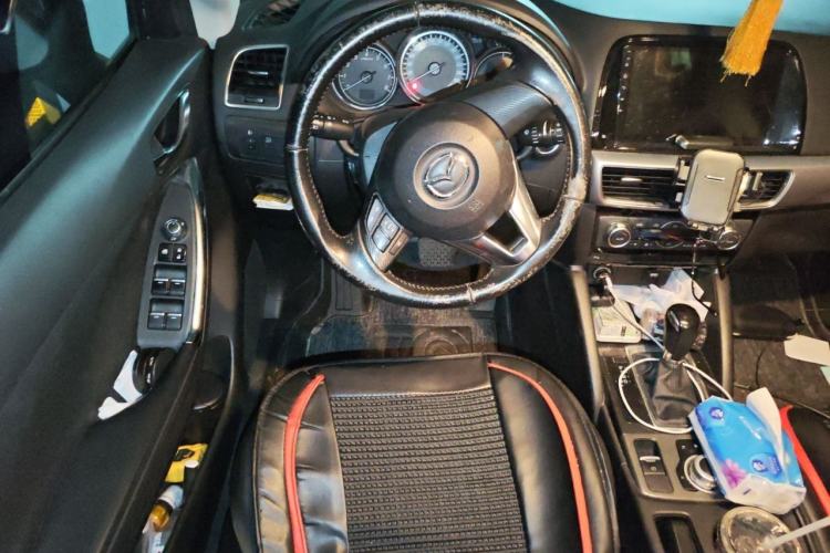 Used Mazda CX-5 2015 2.0L Automatic Two-Wheel Drive Urban Version Steering Wheel