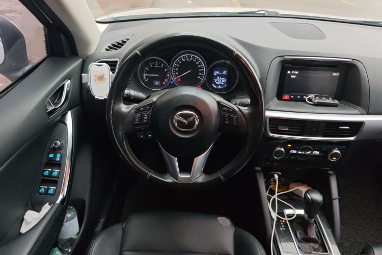 Used Mazda CX-5 2015 2.0L Automatic 4x4 Luxury Edition Steering Wheel