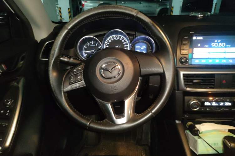 Used Mazda CX-5 2015 2.0L Automatic Two-Wheel Drive Urban Version Steering Wheel