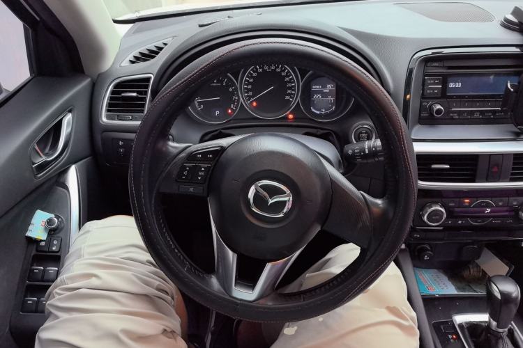 Used Mazda CX-5 2015 2.0L Automatic Two-Wheel Drive Urban Version Steering Wheel