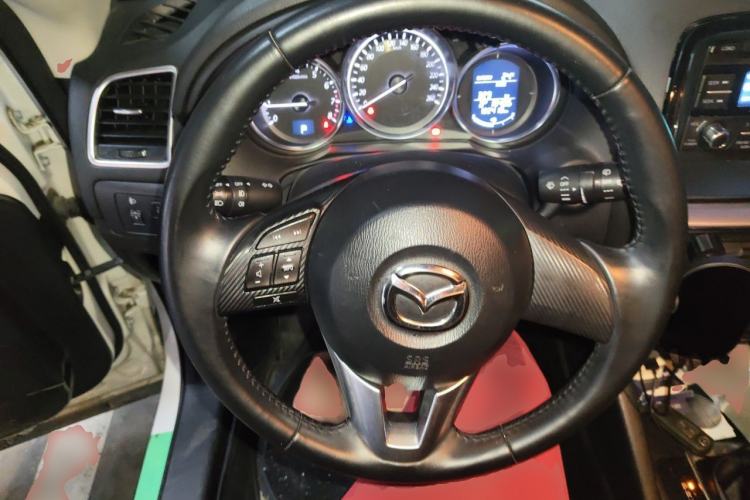 Used Mazda CX-5 2015 2.0L Automatic Two-Wheel Drive Urban Version Steering Wheel