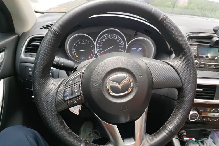 Used Mazda CX-5 2015 2.0L Automatic Two-Wheel Drive Urban Version Steering Wheel