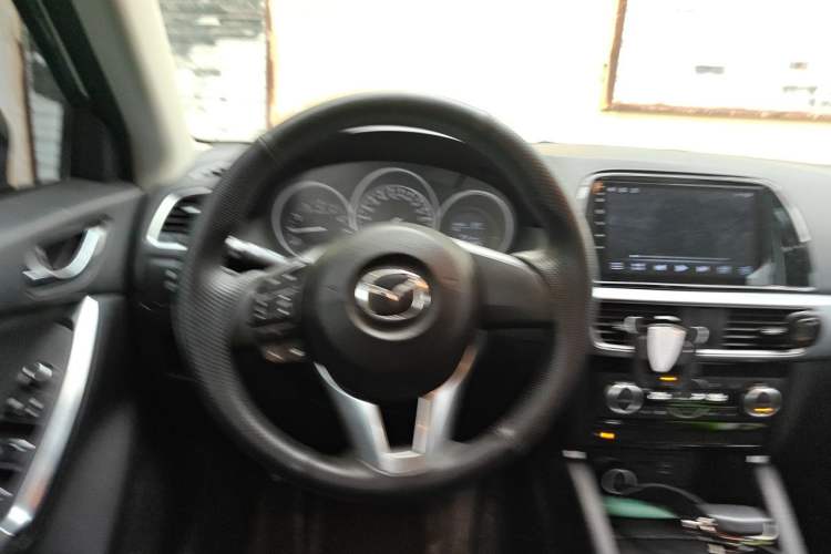 Used Mazda CX-5 2015 2.0L Automatic Two-Wheel Drive Urban Version Steering Wheel