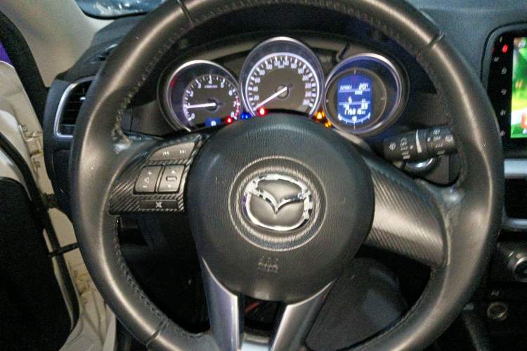 Used Mazda CX-5 2015 2.0L Automatic Two-Wheel Drive Urban Version Steering Wheel