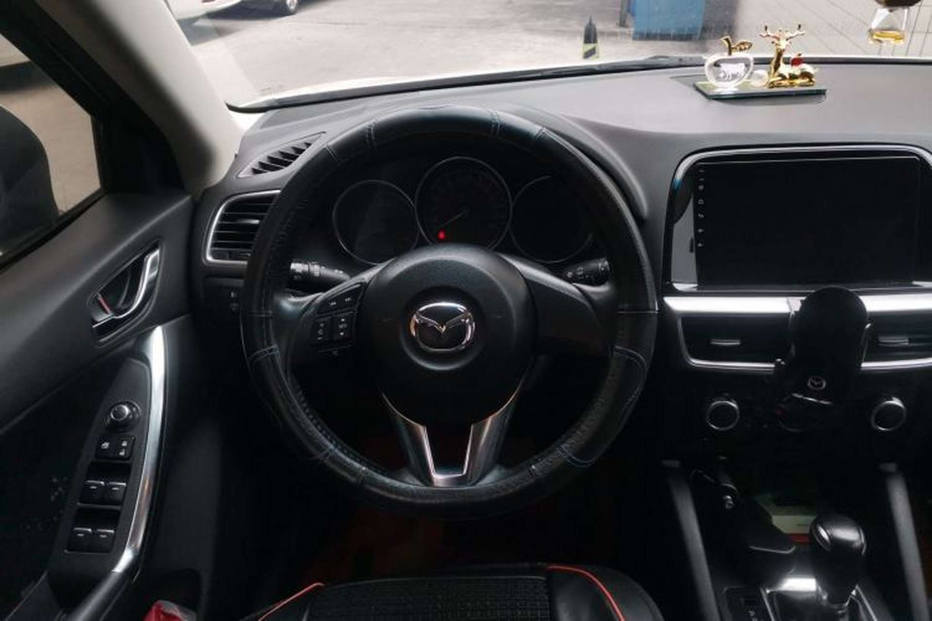 Used Mazda CX-5 2015 2.0L Automatic Two-Wheel Drive Urban Version Steering Wheel