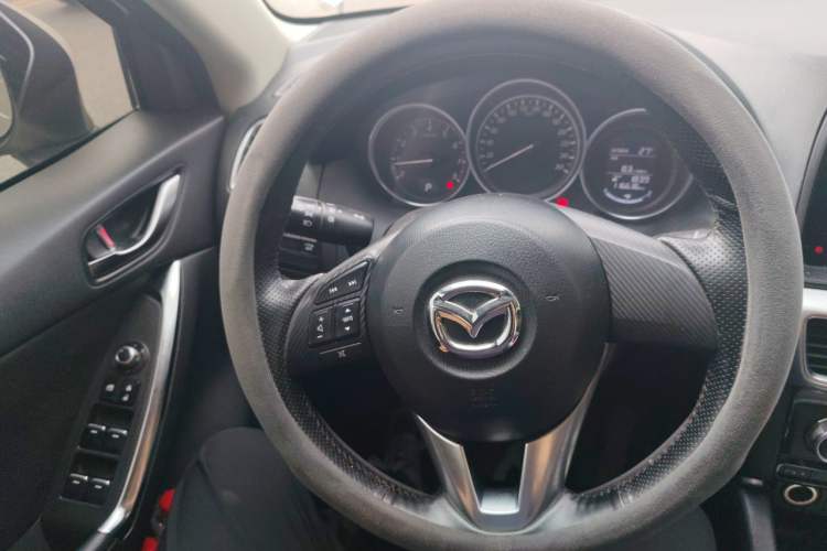 Used Mazda CX-5 2015 2.0L Automatic Two-Wheel Drive Urban Version Steering Wheel