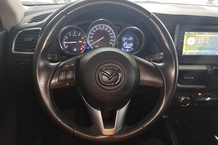 Used Mazda CX-5 2015 2.0L Automatic Two-Wheel Drive Urban Version Steering Wheel
