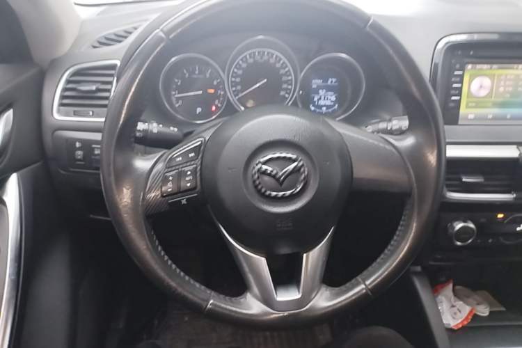Used Mazda CX-5 2015 2.0L Automatic Two-Wheel Drive Urban Version Steering Wheel