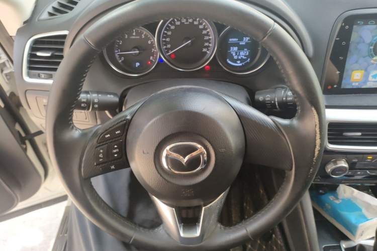 Used Mazda CX-5 2015 2.0L Automatic Two-Wheel Drive Urban Version Steering Wheel