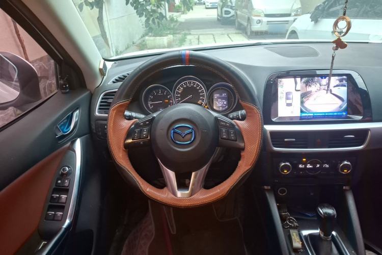 Used Mazda CX-5 2015 2.0L Automatic Two-Wheel Drive Urban Version Steering Wheel