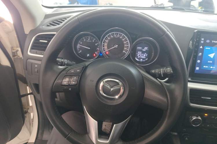 Used Mazda CX-5 2015 2.0L Automatic Two-Wheel Drive Urban Version Steering Wheel