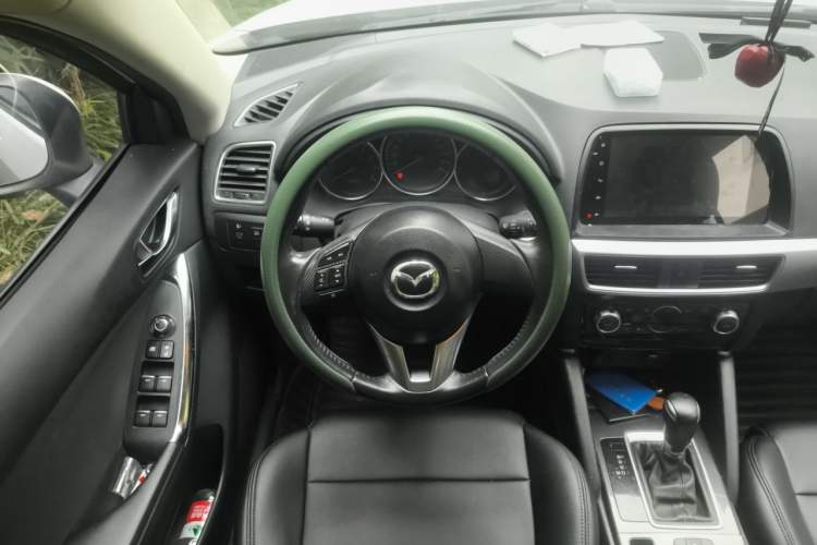 Used Mazda CX-5 2015 2.0L Automatic Two-Wheel Drive Urban Version Steering Wheel