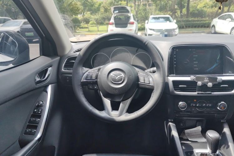Used Mazda CX-5 2015 2.0L Automatic Two-Wheel Drive Urban Version Steering Wheel