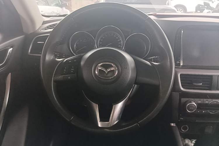 Used Mazda CX-5 2015 2.0L Automatic Two-Wheel Drive Urban Version Steering Wheel