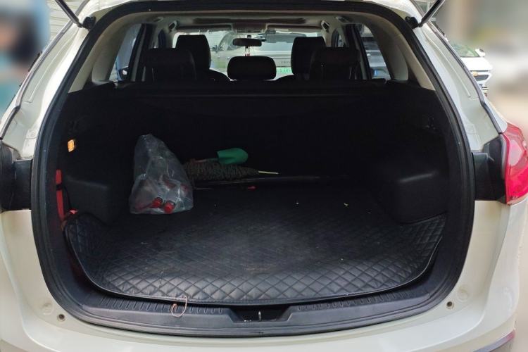 Used Mazda CX-5 2015 2.0L Automatic Two-Wheel Drive Urban Version Trunk