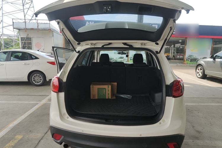 Used Mazda CX-5 2015 2.0L Automatic Two-Wheel Drive Urban Version Trunk