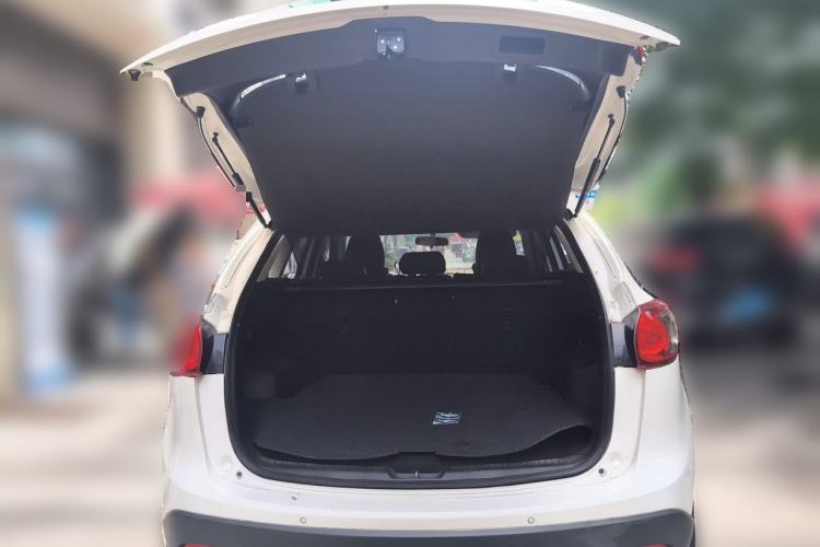 Used Mazda CX-5 2015 2.0L Automatic Two-Wheel Drive Urban Version Trunk