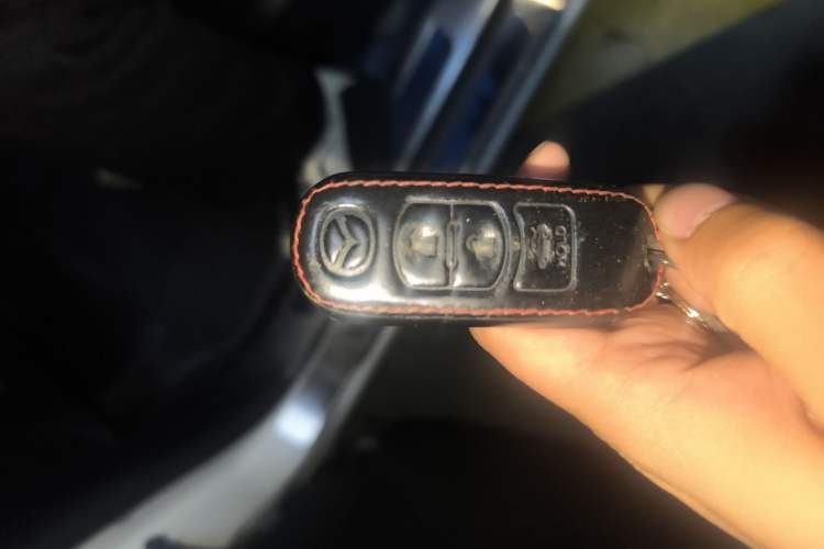 Used Mazda CX-5 2015 2.0L Automatic Two-Wheel Drive Urban Version Vehicle Key