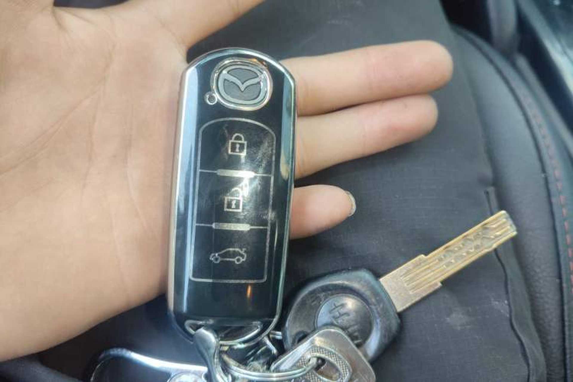 Used Mazda CX-5 2015 2.0L Automatic Two-Wheel Drive Urban Version Vehicle Key
