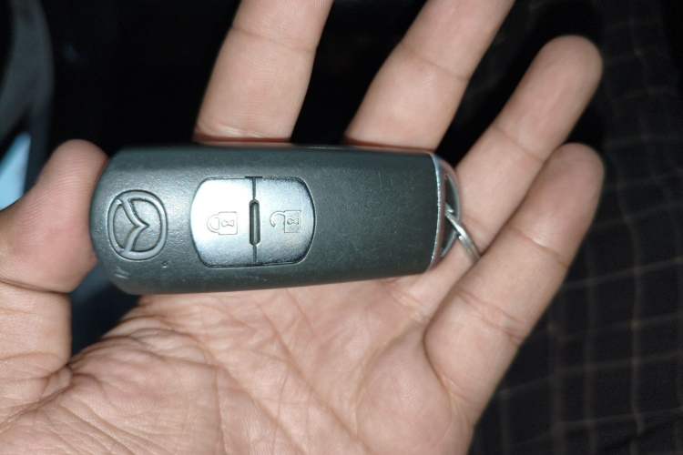 Used Mazda CX-5 2015 2.0L Automatic Two-Wheel Drive Urban Version Vehicle Key