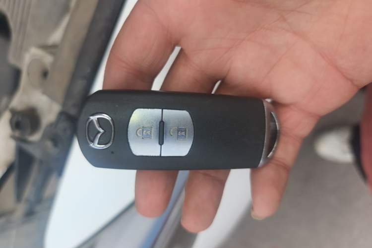 Used Mazda CX-5 2015 2.0L Automatic Two-Wheel Drive Urban Version Vehicle Key