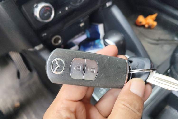 Used Mazda CX-5 2015 2.0L Automatic Two-Wheel Drive Urban Version Vehicle Key