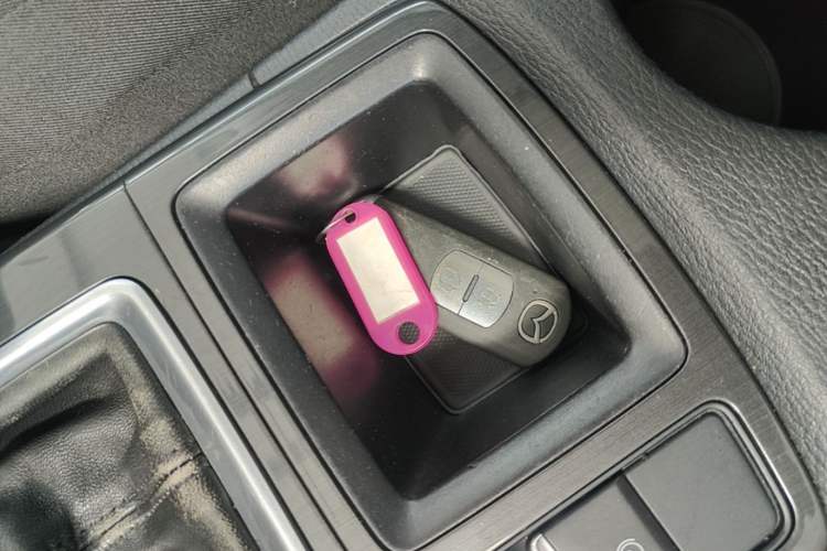Used Mazda CX-5 2015 2.0L Automatic Two-Wheel Drive Urban Version Vehicle Key