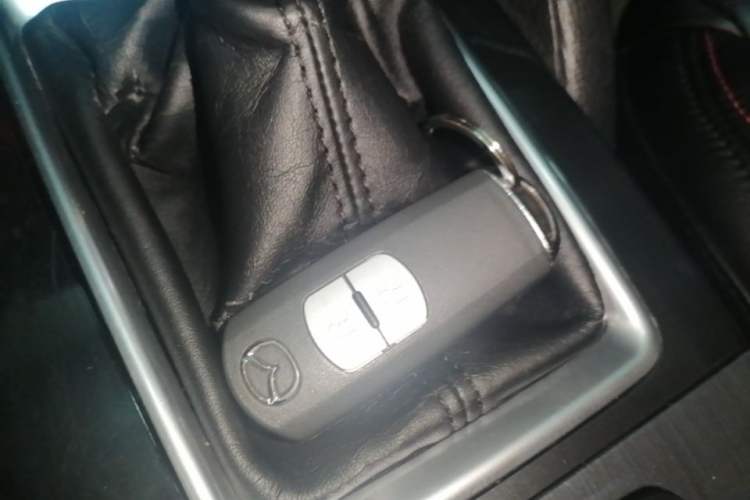 Used Mazda CX-5 2015 2.0L Automatic Two-Wheel Drive Urban Version Vehicle Key