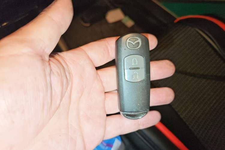 Used Mazda CX-5 2015 2.0L Automatic Two-Wheel Drive Urban Version Vehicle Key