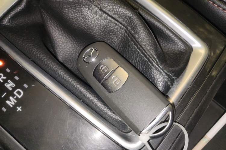 Used Mazda CX-5 2015 2.0L Automatic Two-Wheel Drive Urban Version Vehicle Key