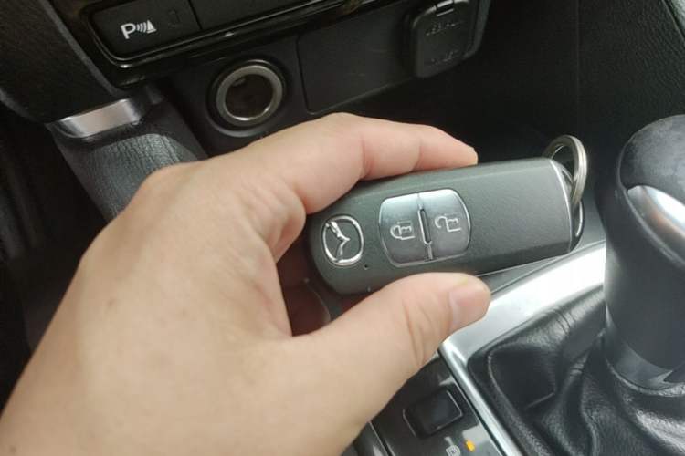 Used Mazda CX-5 2015 2.0L Automatic Two-Wheel Drive Urban Version Vehicle Key