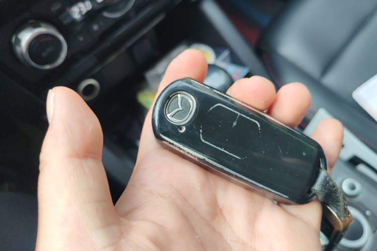 Used Mazda CX-5 2015 2.0L Automatic Two-Wheel Drive Urban Version Vehicle Key