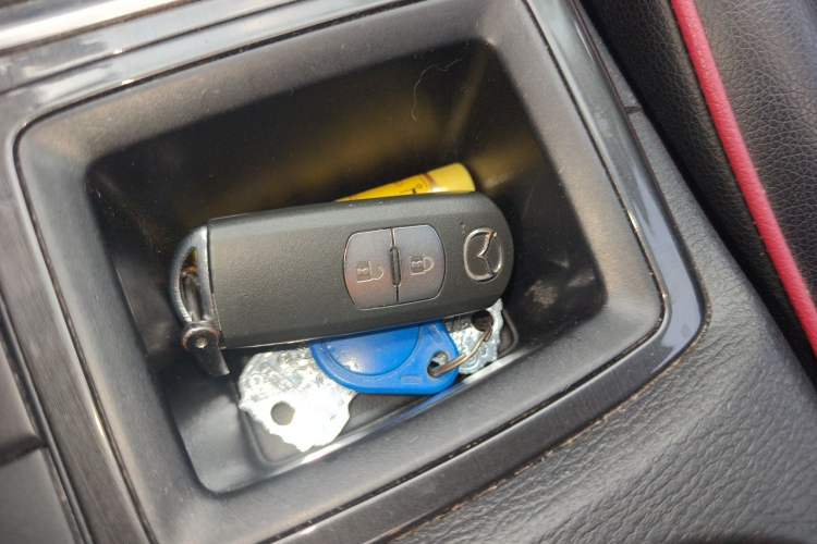 Used Mazda CX-5 2015 2.0L Automatic Two-Wheel Drive Urban Version Vehicle Key