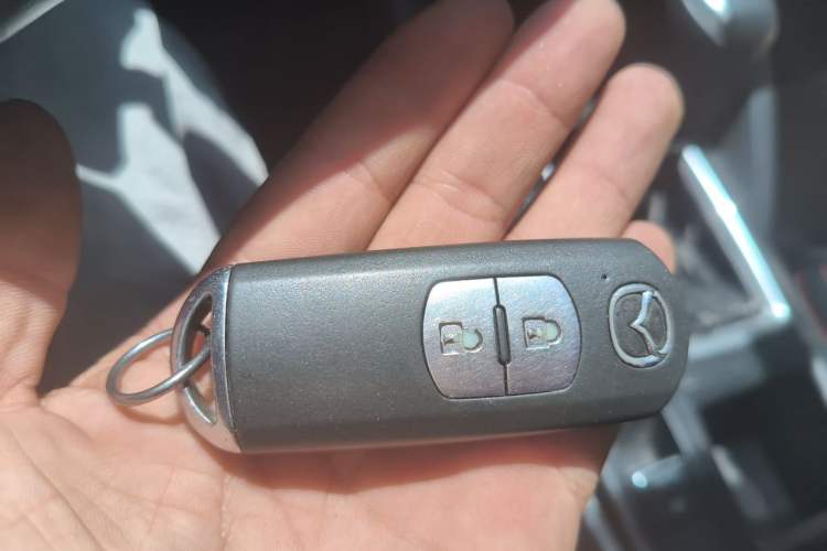 Used Mazda CX-5 2015 2.0L Automatic Two-Wheel Drive Urban Version Vehicle Key