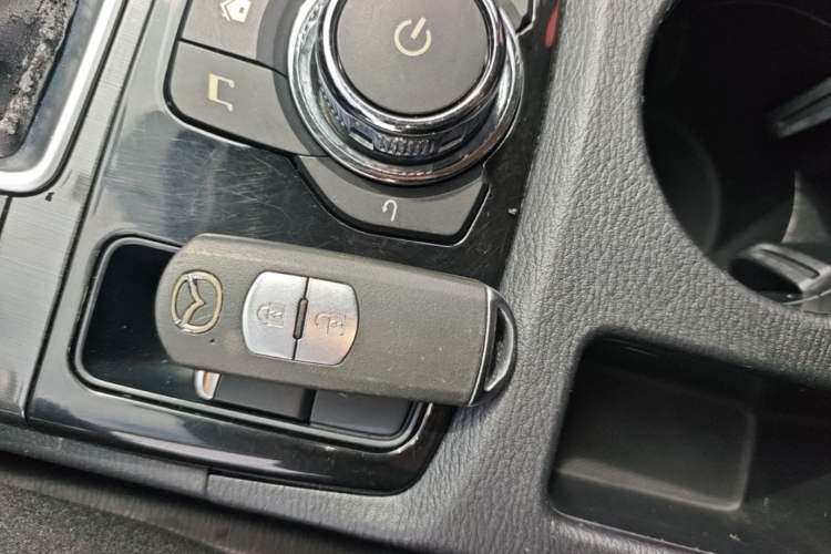 Used Mazda CX-5 2015 2.0L Automatic Two-Wheel Drive Urban Version Vehicle Key