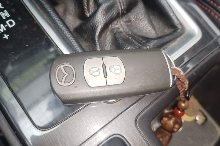 Used Mazda CX-5 2015 2.0L Automatic Two-Wheel Drive Urban Version Vehicle Key
