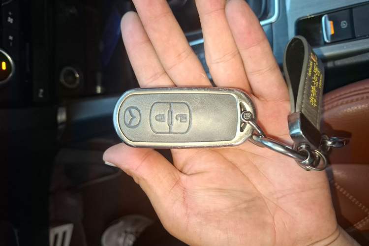 Used Mazda CX-5 2015 2.0L Automatic Two-Wheel Drive Urban Version Vehicle Key