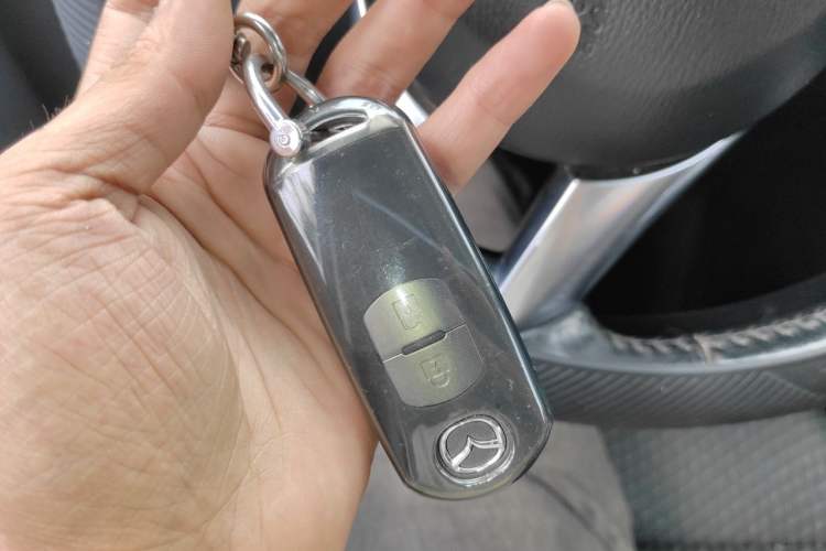 Used Mazda CX-5 2015 2.0L Automatic Two-Wheel Drive Urban Version Vehicle Key
