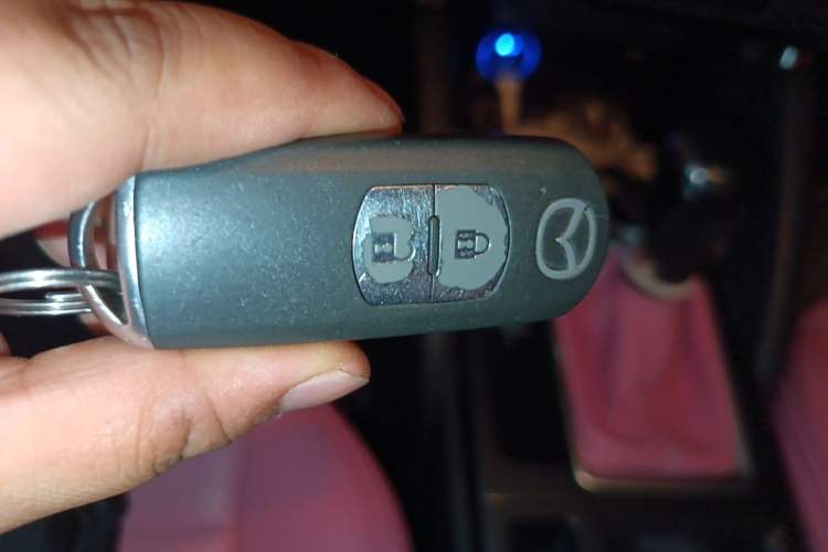 Used Mazda CX-5 2015 2.0L Automatic Two-Wheel Drive Urban Version Vehicle Key