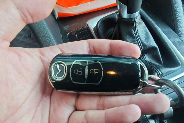 Used Mazda CX-5 2015 2.0L Automatic Two-Wheel Drive Urban Version Vehicle Key