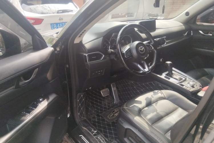 Used Mazda CX-5 2017 2.5L Automatic 4x4 Flagship Version China V Standard Driver Seat