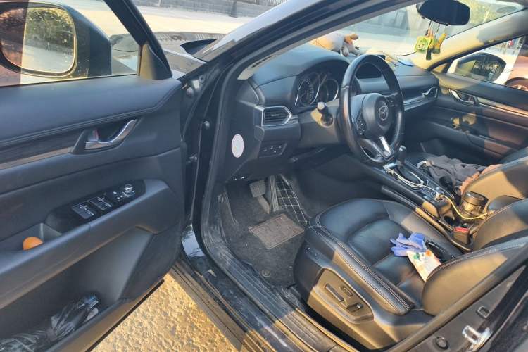 Used Mazda CX-5 2017 2.0L Automatic 2WD Smart Enjoyment Version China V Standard Driver Seat