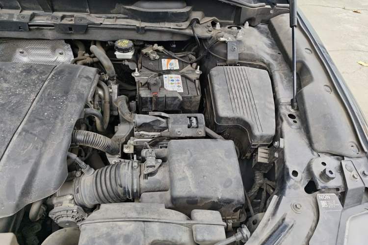 Used Mazda CX-5 2017 2.5L Automatic 2WD ZhiZun Version China VI Standard Engine Bay Left