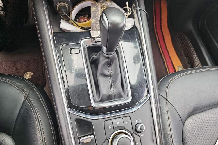 Used Mazda CX-5 2017 2.5L Automatic 2WD ZhiZun Version China VI Standard Gear Lever