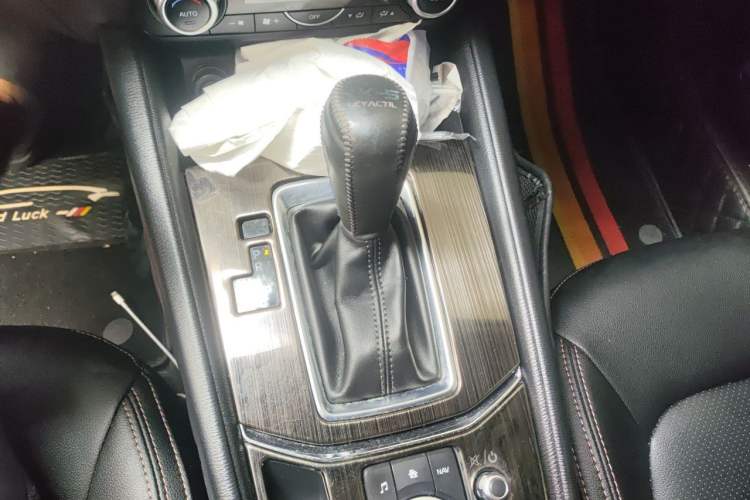 Used Mazda CX-5 2017 2.0L Automatic 2WD ZhiShang Trim China VI Standard Gear Lever