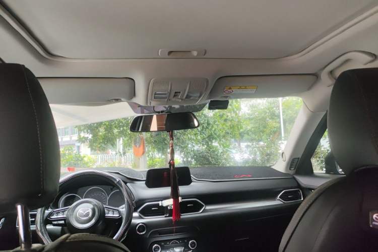 Used Mazda CX-5 2017 2.0L Automatic 2WD ZhiShang Trim China VI Standard Headliner