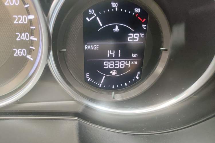 Used Mazda CX-5 2017 2.0L Automatic 2WD ZhiShang Trim China VI Standard Odometer Close Up
