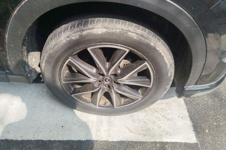 Used Mazda CX-5 2017 2.5L Automatic 4x4 Flagship Version China V Standard Right Front Wheel Hub