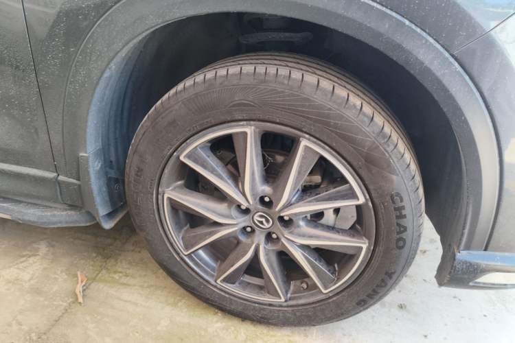 Used Mazda CX-5 2017 2.5L Automatic 4x4 Flagship Version China VI Standard Right Front Wheel Hub