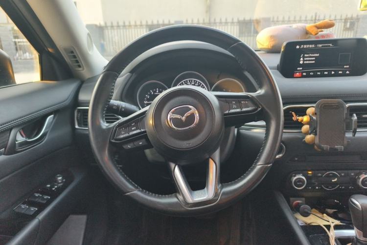 Used Mazda CX-5 2017 2.0L Automatic 2WD Smart Enjoyment Version China V Standard Steering Wheel